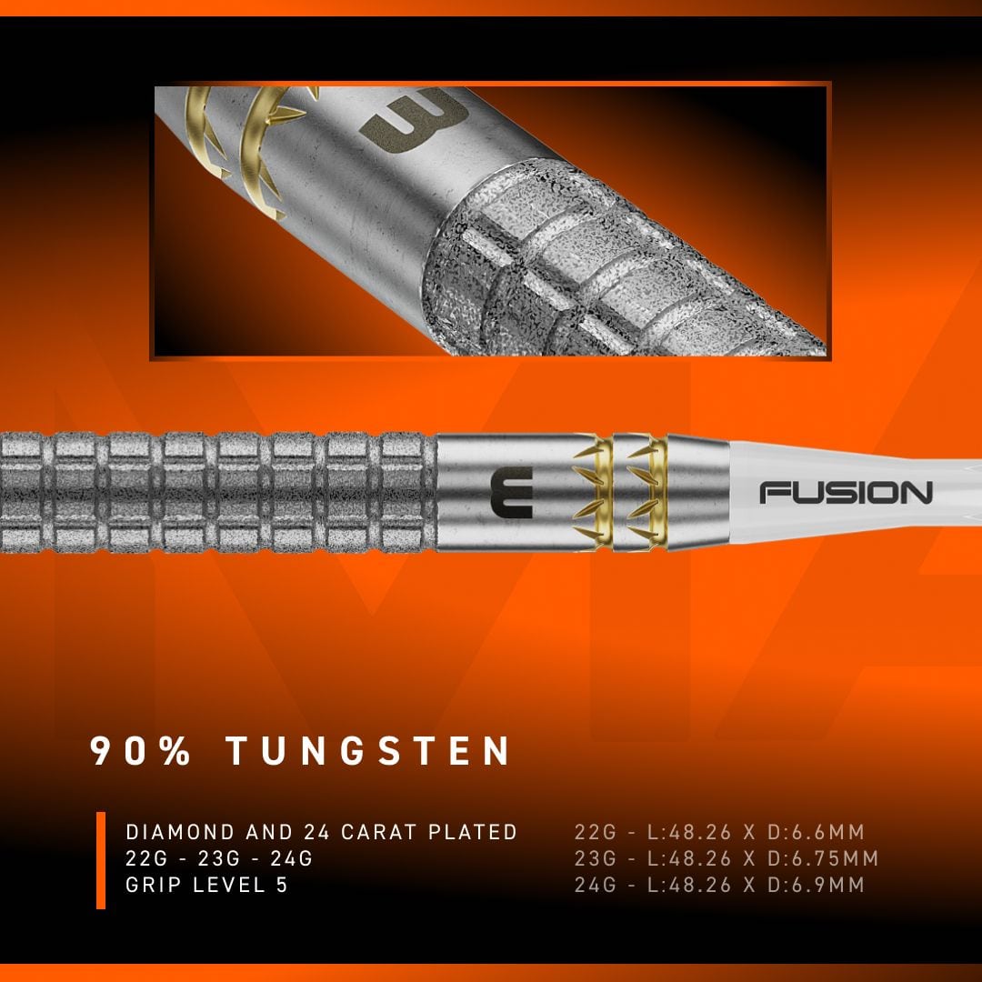 Freccette in acciaio Winmau Gian Van Veen W-MAX Switch Point Die Abbildung zeigt die Winmau Gian Van Veen W-MAX Switch Point Steeldarts. Drei Darts liegen nebeneinander auf einer weißen Fläche.