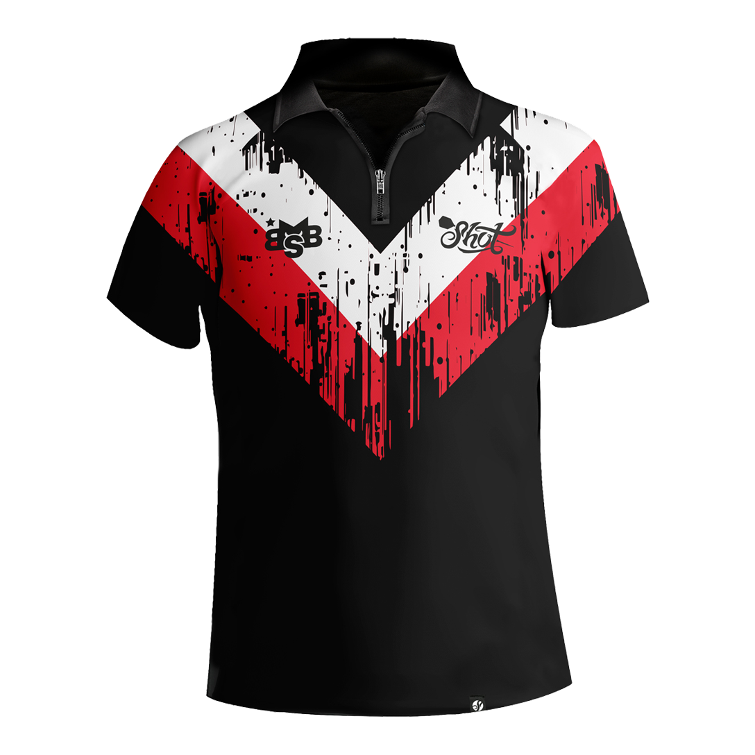 Maglietta con freccette a righe bianche di Shot Michael Smith Dieses Bild zeigt das "Shot Michael Smith White Stripe Dartshirt". Das Shirt ist schwarz mit auffälligen roten und weißen Streifen im V-Design und hat einen kurzen Reißverschluss am Kragen.