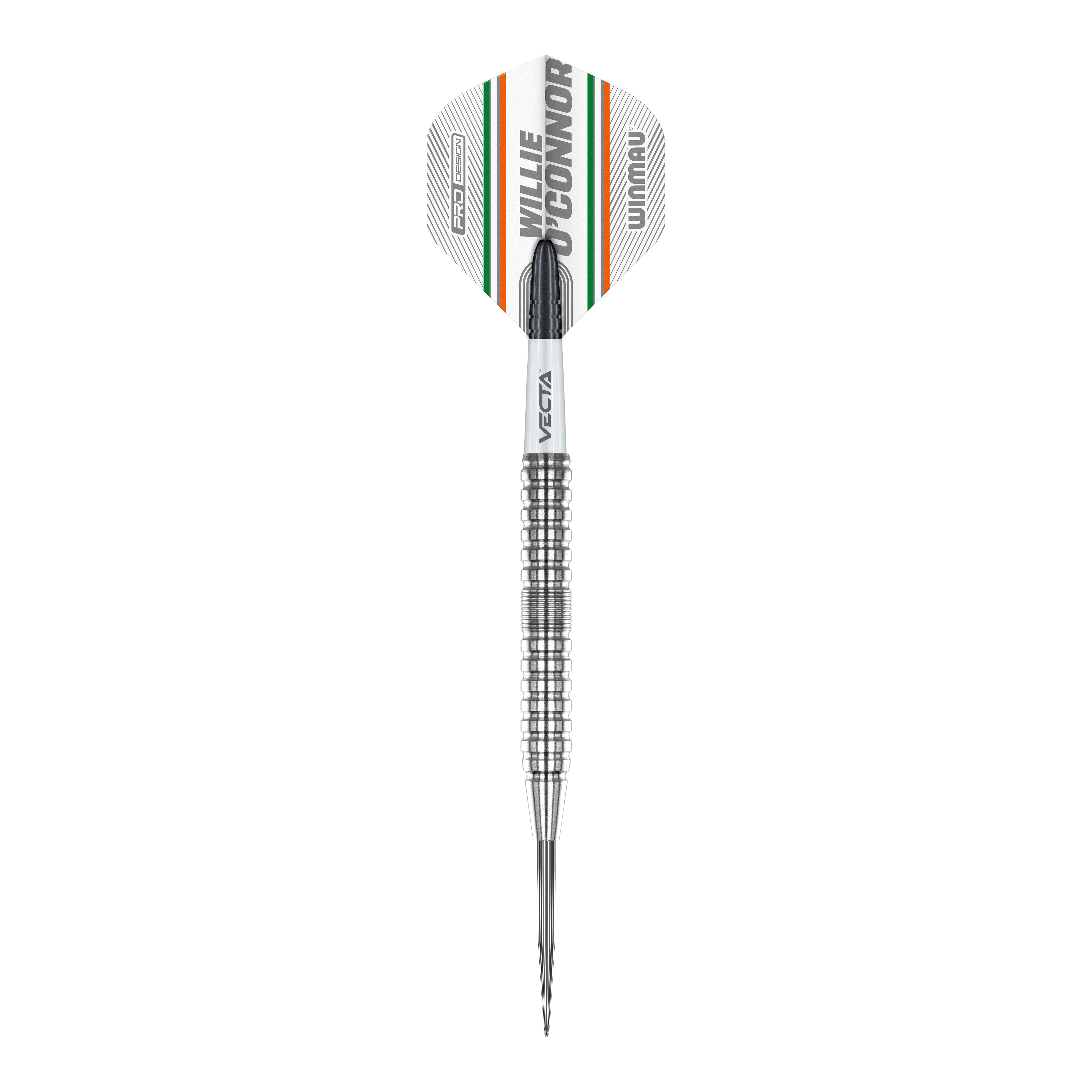 Freccette in acciaio Winmau Willie O'Connor - 23 g Das Bild zeigt einen Winmau Willie O'Connor Steeldart mit 23g Gewicht. Der Dart hat ein silbernes, geriffeltes Barrel und ein Flight mit orangenen, grünen und schwarzen Streifen.