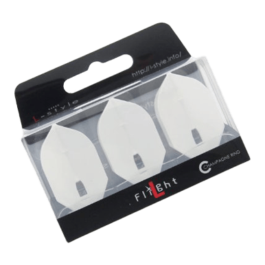 L-L-Style5PRO Rocket Flights Das Bild zeigt eine Packung mit drei weißen L-Style L5PRO Rocket Flights. Die Flights sind ordentlich nebeneinander in einer durchsichtigen Verpackung angeordnet.