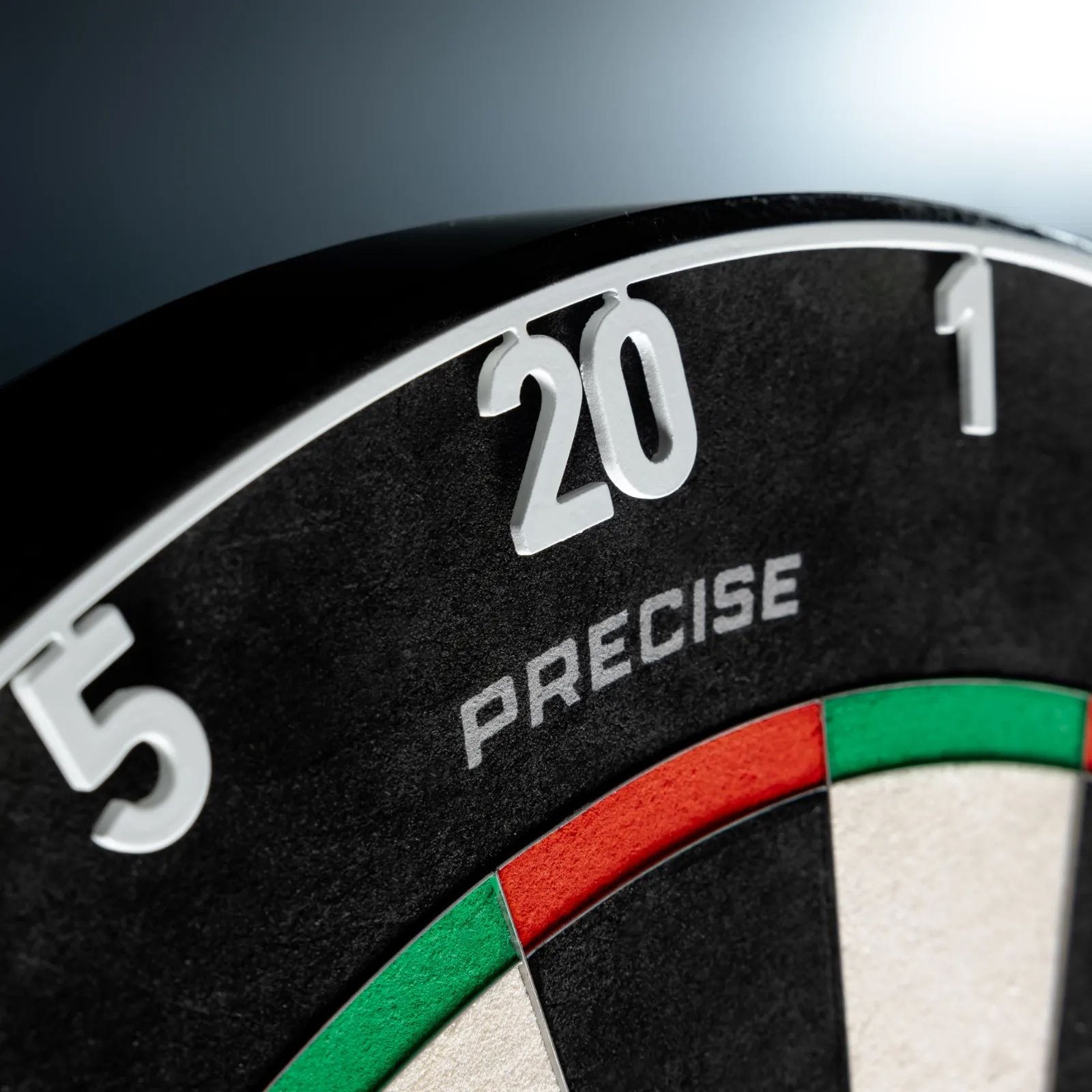 Anello con numero laser tagliato Precise 180 OnePiece Gezeigt wird ein weiterer Zahlenring in klassischem Weiß. Er gehört vermutlich zu einem Dartboard-Zubehör.