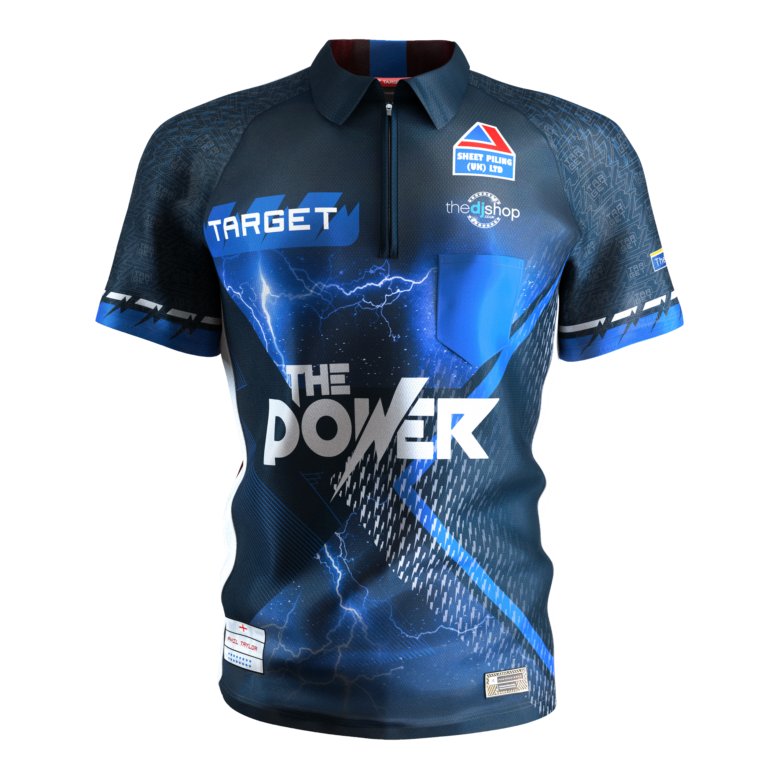 Maglietta da freccette Target Coolplay Phil Taylor 2025 Das Bild zeigt das "Target Coolplay Phil Taylor 2025 Dartshirt" in dunklem Blau mit auffälligen Blitz- und Schriftzug-Designs. Auf der Vorderseite stehen die Worte "THE POWER" und verschiedene Logos.