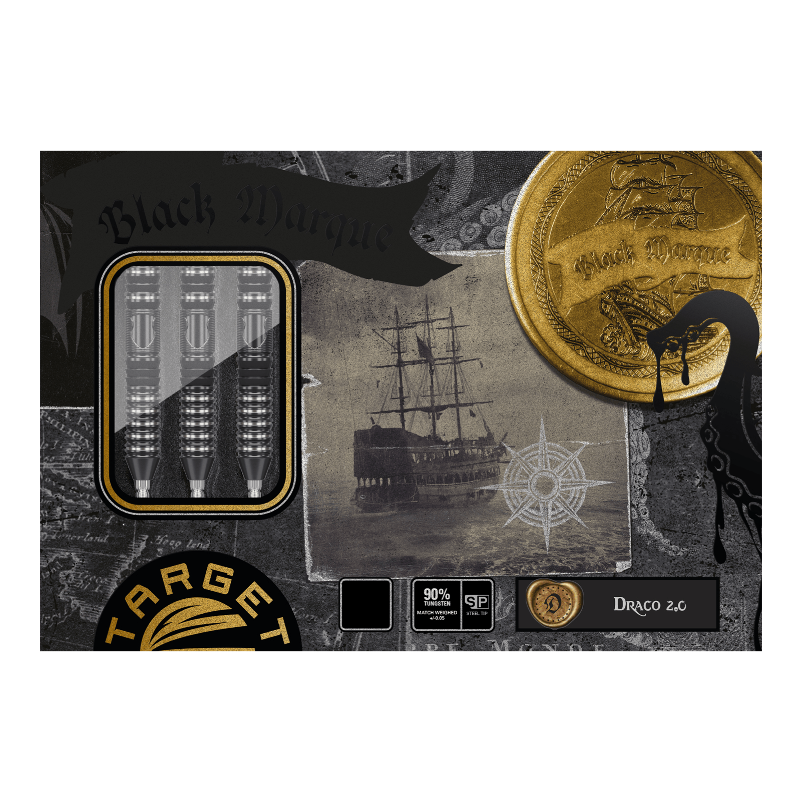 Freccette in acciaio Target Japan Black Marque Draco GEN2 Das Bild zeigt die Verpackung der "Target Japan Black Marque Draco GEN2 Steeldarts". Auf der Verpackung sind die Darts, ein altes Segelschiff und ein goldener Münzmotiv zu sehen.