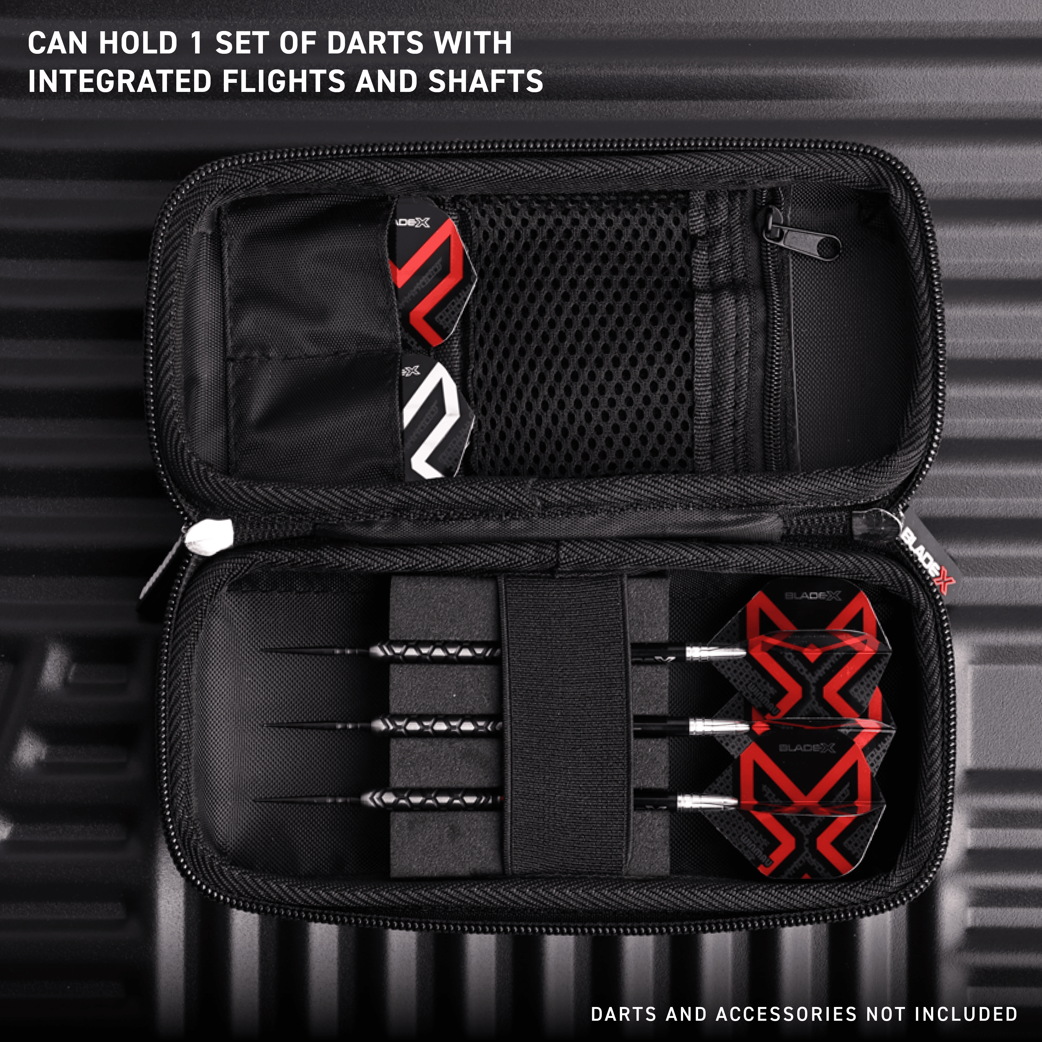 Portafoglio per freccette Winmau Blade X Armor G1 Das Bild zeigt das Produkt mit dem Dateinamen 8534_Winmau_Blade_X_Armor_G1_Dartwallet_W3. Es könnte sich um ein Dart-Accessoire handeln.
