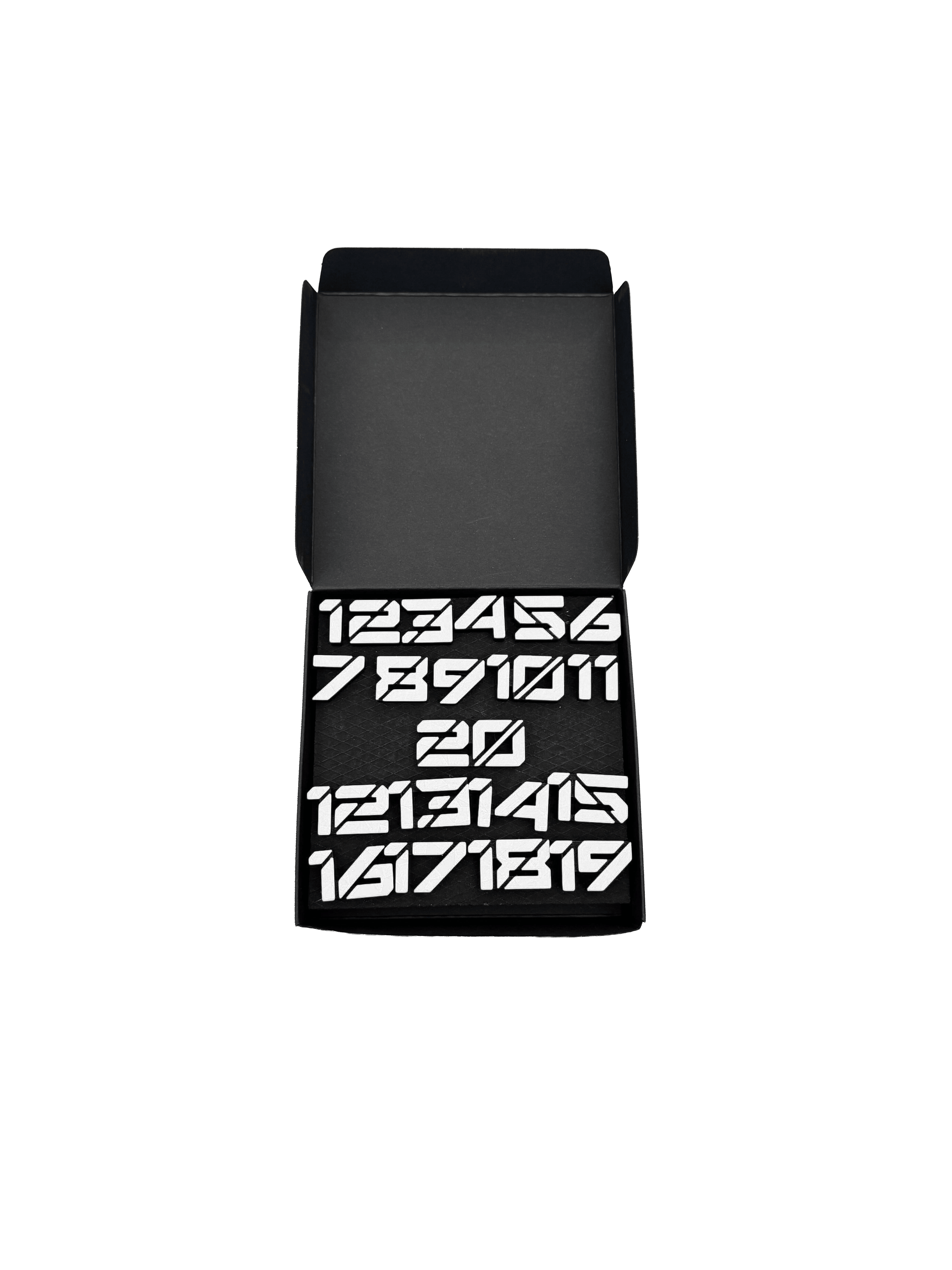 Anelli numerici per freccette McDart / Anello numerico Cyber Dies ist eine Abbildung mit dem Namen 'Cyber Wei Box'. Die Box ist vermutlich Teil einer Produktverpackung.