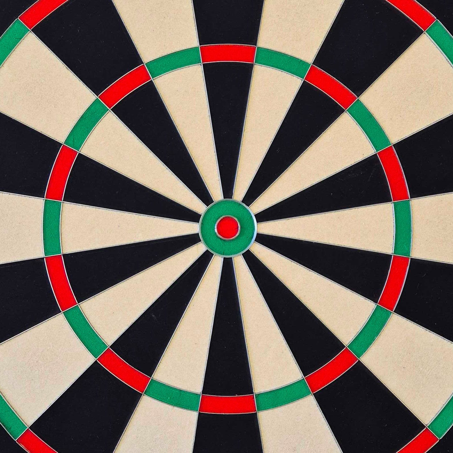 Bersaglio per freccette in acciaio Bulls NL Advantage 8 Das Bild zeigt das Produkt Bulls NL Advantage 8 Steeldartboard. Es ist ein hochwertiges Steeldartboard für Dartspieler.