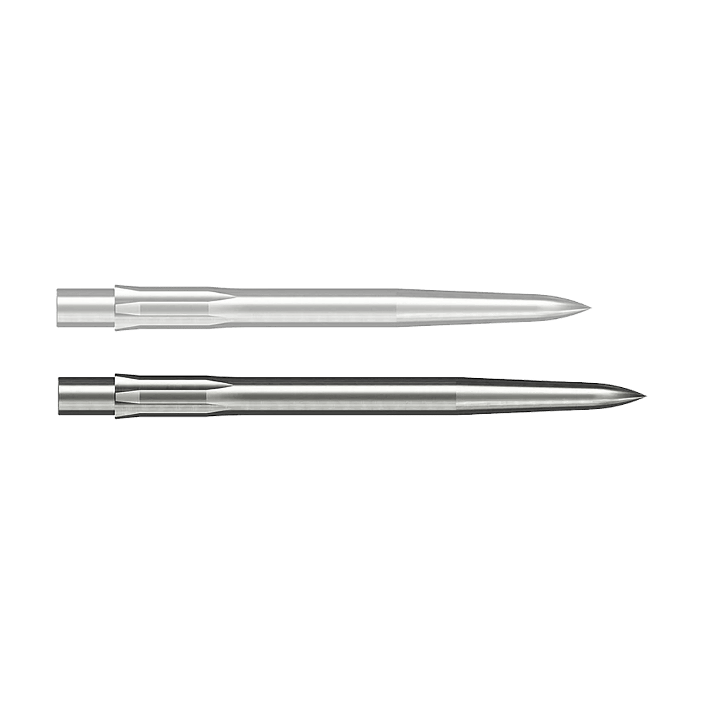 Punte per freccette in acciaio Caliburn System - Lisce - Argento Auf dem Bild sind zwei glatte, silberne Steeldartspitzen zu sehen. Sie liegen parallel nebeneinander auf weißem Hintergrund.