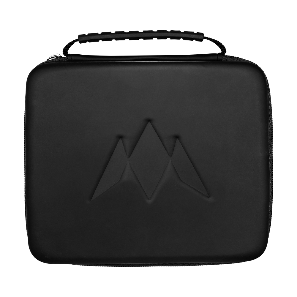Portafoglio Mission Luxor Dart Eine Nahaufnahme eines schwarzen Dart-Wallets ist abgebildet. Das Wallet bietet Platz für Darts und Zubehör.