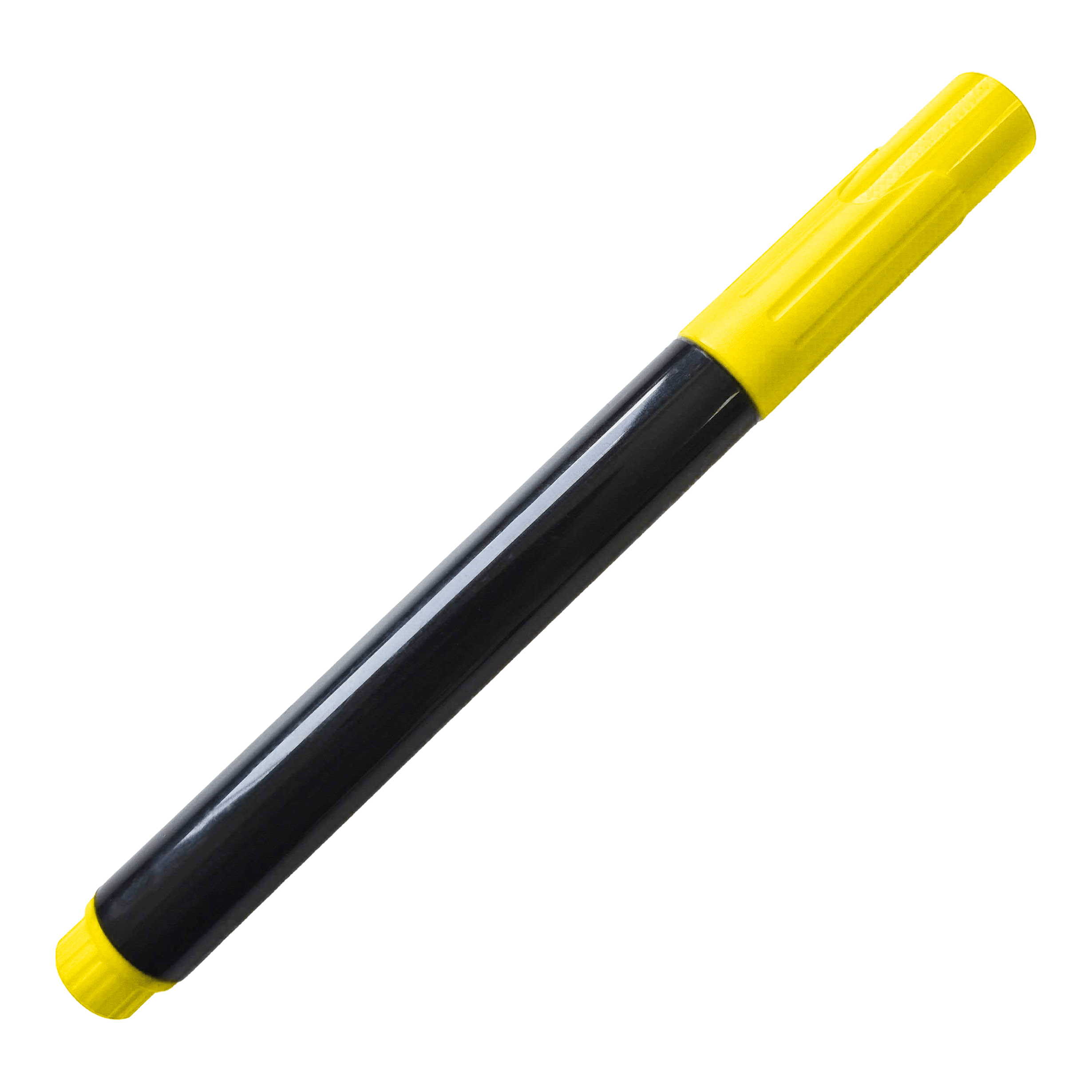 Segnaposto Auf dem Bild ist ein schwarzer Whiteboard-Marker mit gelber Kappe und gelbem Ende zu sehen. Der Marker liegt schräg auf einem schwarzen Hintergrund.