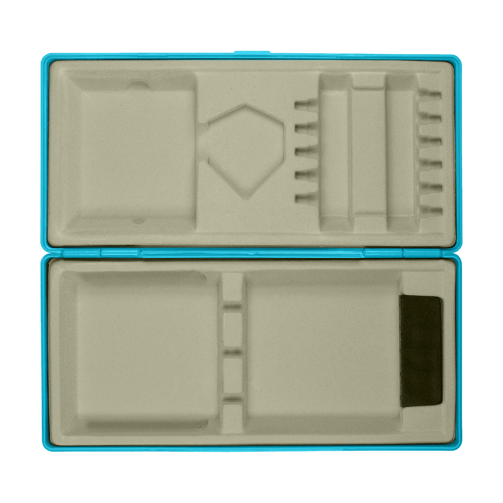 ABS Box Die Abbildung zeigt eine aufgeklappte Box mit Fächern zur Aufbewahrung. Die Box hat einen blauen Rand und verschiedene geformte Einsätze im Inneren.