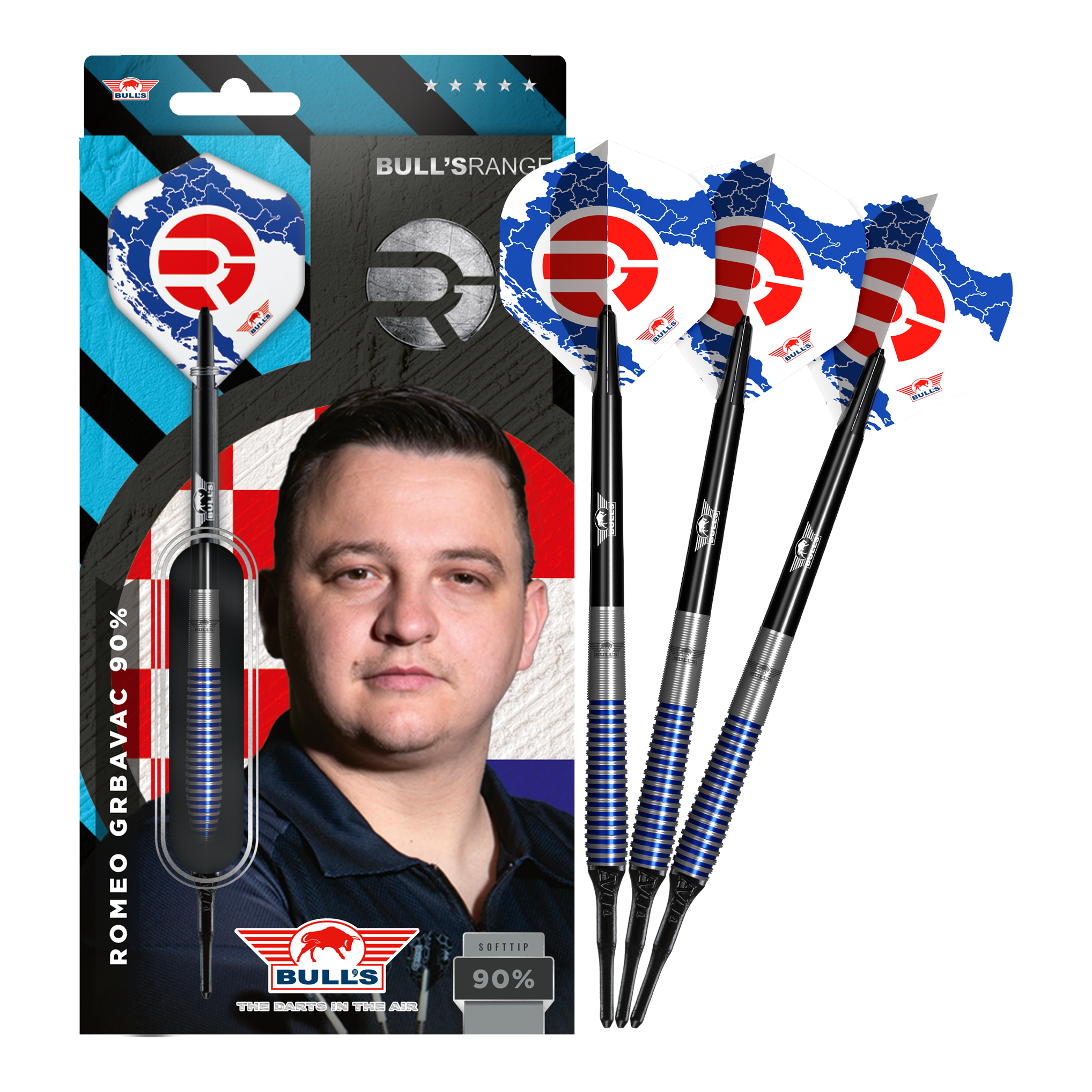 Bulls NL Romeo Grbavac freccette morbide - 19 g Das Bild zeigt das Produkt "Bulls NL Romeo Grbavac Softdarts- 19g" mit einer Verpackung, auf der ein Porträt des Spielers abgebildet ist. Neben der Verpackung sind drei Softdarts mit blau-schwarzen Schäften und auffälligen Flights zu sehen.