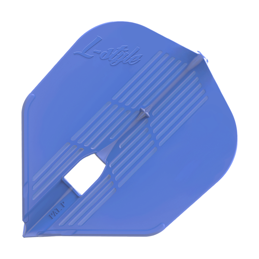 Alette L-Style KAMI L3PRO Das Bild zeigt ein blaues Dartflight mit dem Schriftzug "L-style" darauf. Das Flight hat eine eckige Form und gerillte Muster.