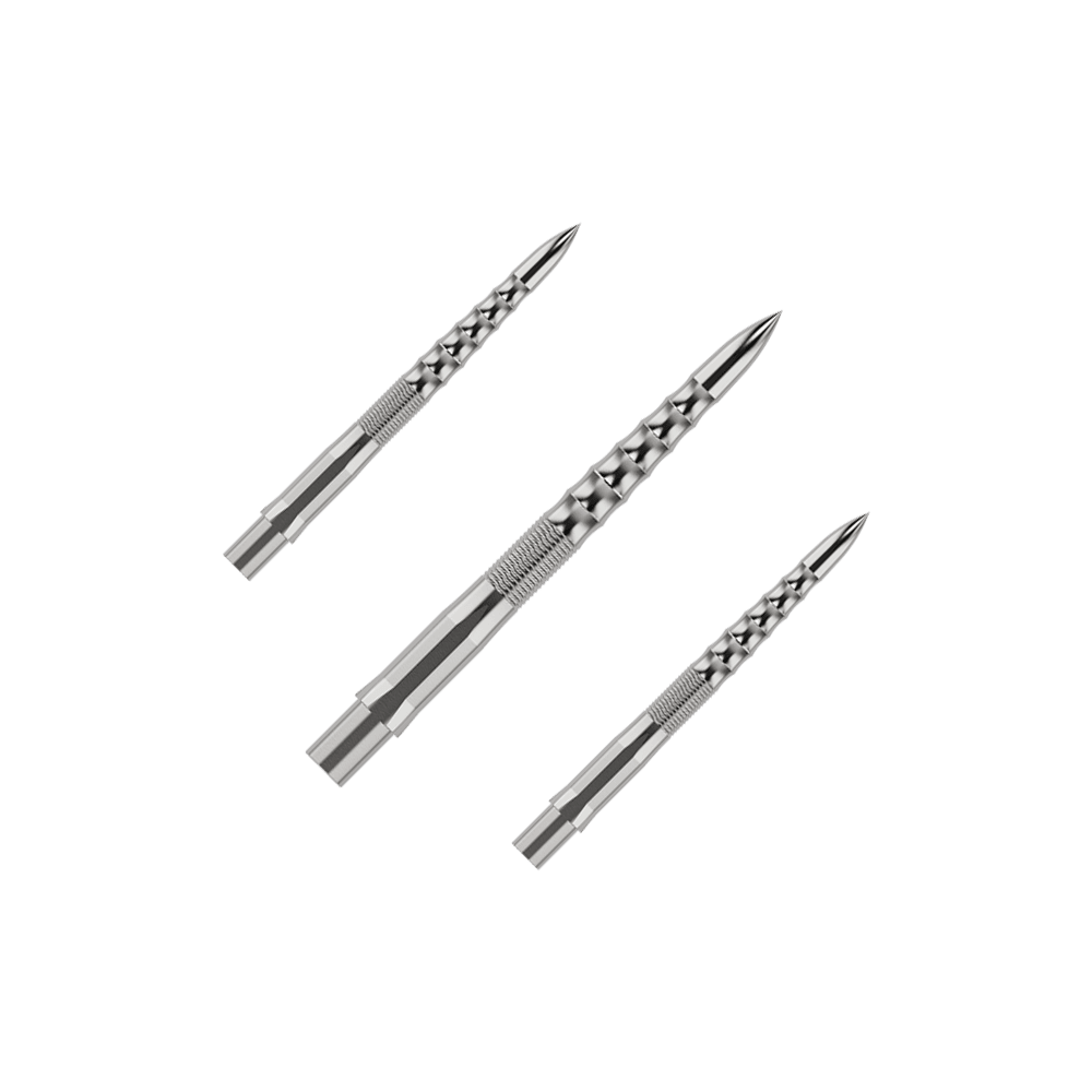 Punte per freccette Mission Caliburn EVO - Ripple - Argento Auf dem Bild sind drei silberne Steeldartspitzen mit einem strukturierten Griff zu sehen. Sie sind in einem Set angeordnet und haben ein modernes, geriffeltes Design.