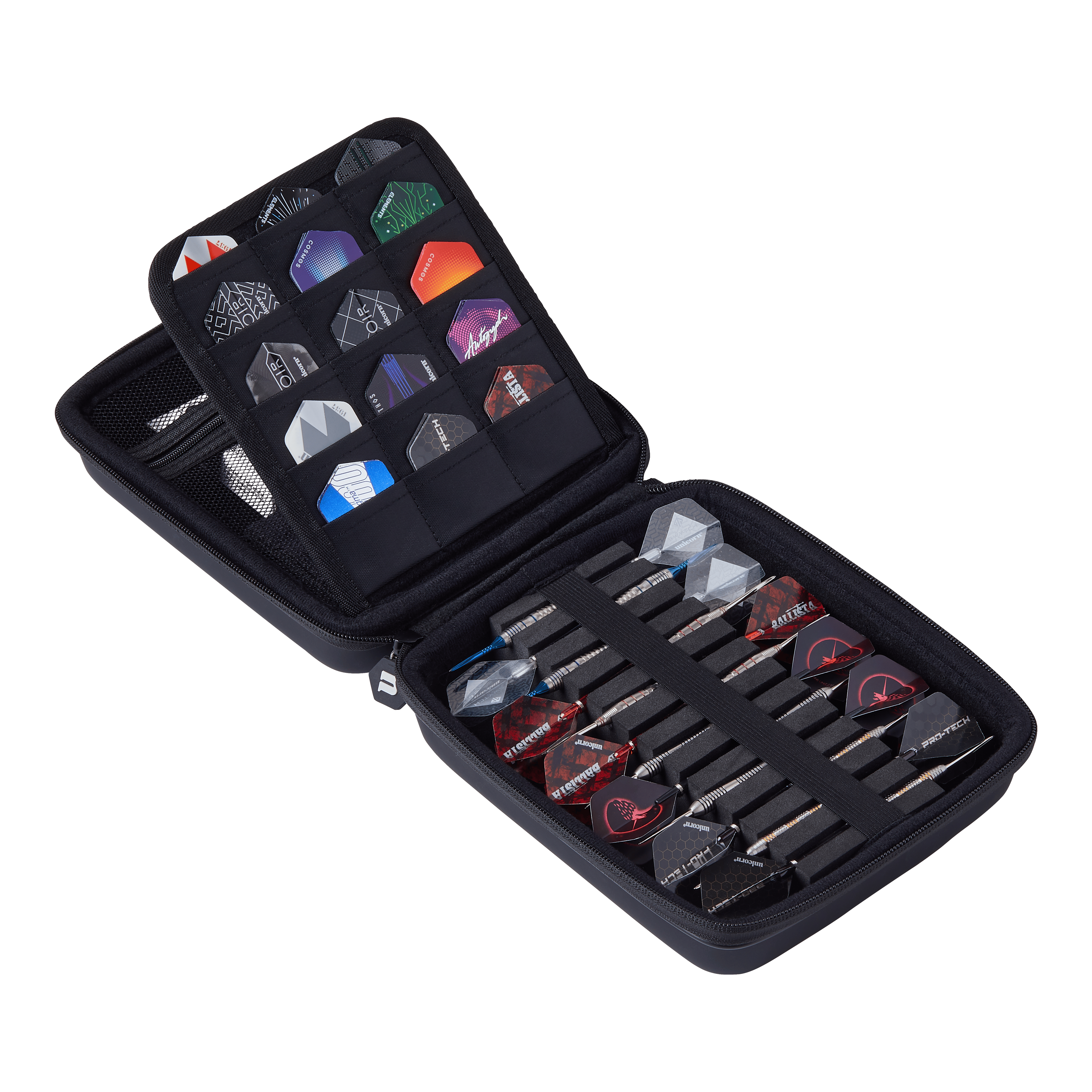 Custodia per freccette grande Unicorn Ultra 3UP - Nera Das Bild zeigt das "Unicorn Ultra 3UP Large Dartcase - Schwarz" mit geöffnetem Reißverschluss. Im Inneren sind mehrere Dartpfeile und Flights ordentlich in speziellen Fächern und Taschen einsortiert.