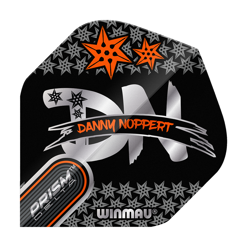 Voli standard Winmau Prism Delta Danny Noppert Black Signature No2 Das Bild zeigt ein Dart-Flight mit dem Namen "Winmau Prism Delta Danny Noppert Black Signature No2 Standard Flights". Auf dem schwarzen Flight sind silberne und orangefarbene Sterne sowie der Name von Danny Noppert in orange geschrieben.