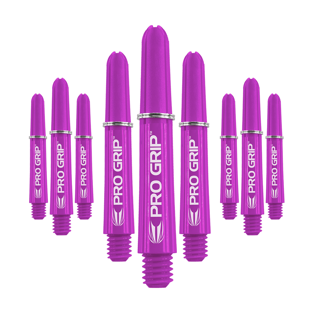 Target Pro Grip Shafts - 3 set - Viola Das Bild zeigt neun lilafarbene Dartschäfte mit der Aufschrift "PRO GRIP". Sie sind in einer Reihe angeordnet und haben kleine silberne Ringe.
