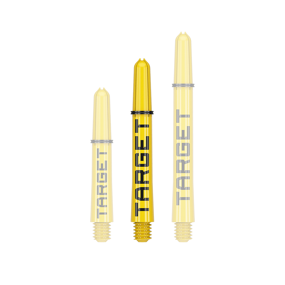 Aste Target Pro Grip TAG - 3 set - Giallo Das Bild zeigt drei gelbe Dartschäfte in verschiedenen Längen. Auf jedem Schaft steht das Wort "TARGET" in schwarzer Schrift.