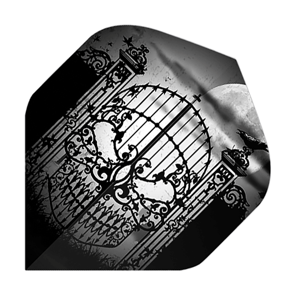 Alchemy Abbandona ogni speranza No2 Voli standard Das Bild zeigt ein schwarz-weißes Motiv mit einem verzierten eisernen Tor vor einem Vollmond. Eine Krähe sitzt auf einem der Torpfeiler und verstärkt die mystische Atmosphäre.