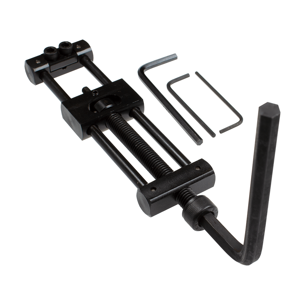 Designa Dart Repointer Black Pro Edition - Cambia punta Abgebildet ist der Designa Dart Repointer Black Pro Edition - Spitzenwechsler. Mit diesem Produkt können Dartspitzen einfach ausgetauscht werden.