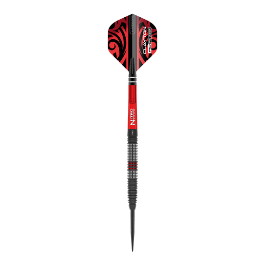 Freccette in acciaio Red Dragon Jonny Clayton Hiraeth Das Bild zeigt einen Red Dragon Jonny Clayton Hiraeth Steeldart. Der Dart ist in Schwarz und Rot gehalten und hat auffällige Muster auf den Flights.
