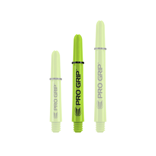 Target Pro Grip Shafts - 3 set - Verde lime Auf dem Bild sind drei limegrüne Pro Grip Dartschäfte in unterschiedlichen Längen zu sehen. Sie stehen nebeneinander und tragen alle den Schriftzug "PRO GRIP".
