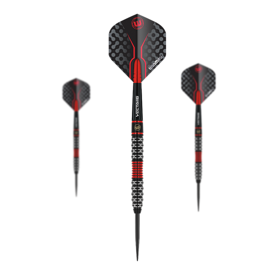 Freccette in acciaio Winmau Joe Cullen Special Edition Das Bild zeigt drei Steeldarts mit schwarzem und rotem Design. Sie haben auffällige Muster auf den Flights und einen speziellen, griffigen Schaft.