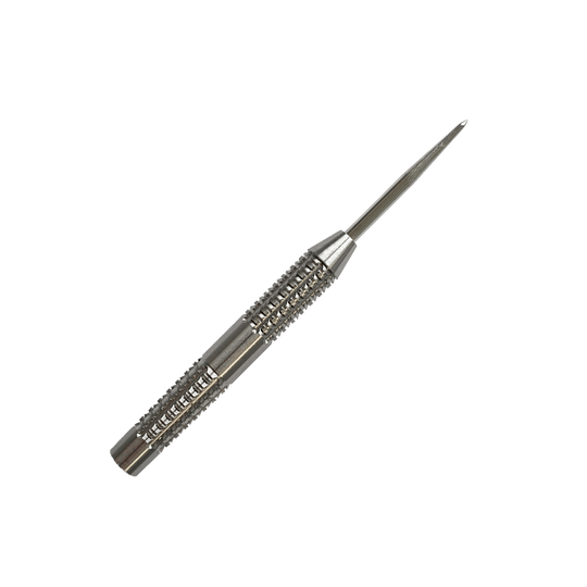 Canne per freccette in acciaio SilverGrip McDart Das Bild zeigt einen silbernen Steeldart-Barrel mit feinem Rillenmuster für besseren Halt. Es handelt sich um das Produkt "McDart SilverGrip Steeldart Barrels".