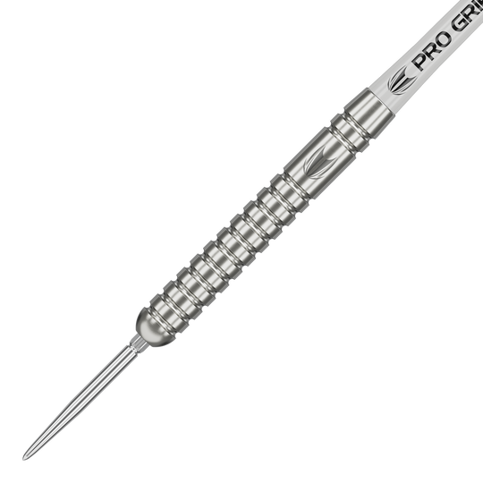 Freccette in acciaio Target Rob Cross Voltage Swiss Point Das Bild zeigt einen silbernen Steeldart mit gerilltem Griff und spitzer Metallspitze. Auf dem Schaft steht "PRO GRIP" geschrieben.