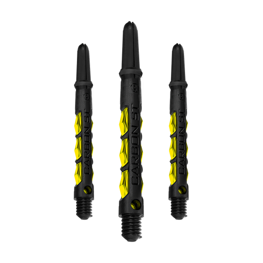HR421_Harrows_Carbon_ST_Shafts_Gelb_47mm_1gzp8xbkzOZoUl Das Bild zeigt drei schwarze Dartschäfte mit gelben Akzenten der Marke "Harrows Carbon ST Shafts - Gelb". Auf den Schäften steht der Schriftzug "CARBON ST".