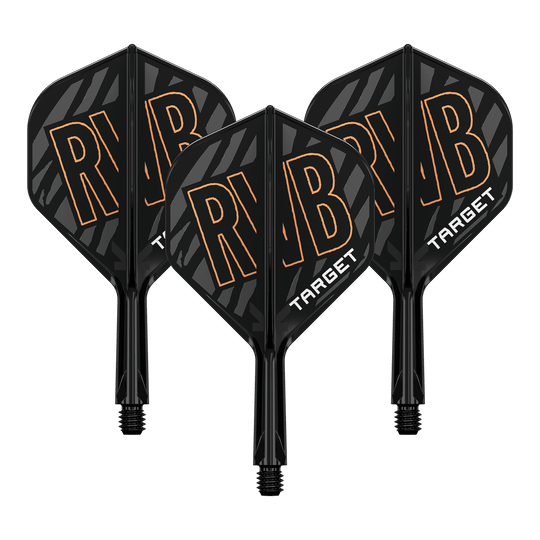 Target K-Flex Raymond Van Barneveld No2 Sistema di albero di volo standard Auf dem Bild sind drei schwarze Dart Flights mit dem orangefarbenen Schriftzug "RVB" zu sehen. Unten auf den Flights steht in weißer Schrift das Wort "TARGET".