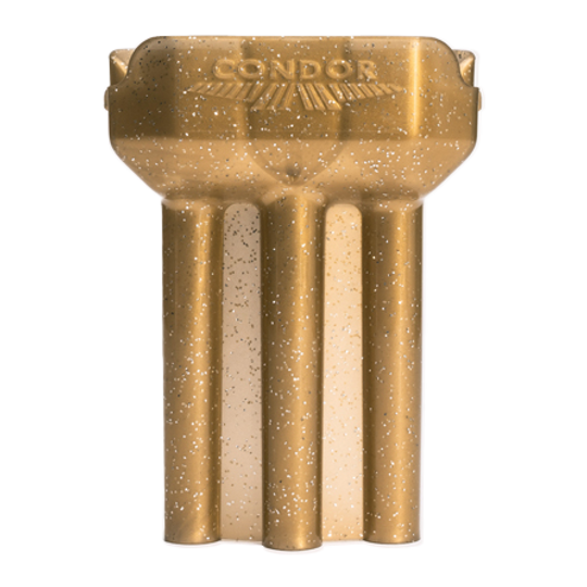 Custodia per freccette Condor DUAL Das Bild zeigt ein goldfarbenes Dartcase mit dem Schriftzug "CONDOR" und einem Flügelmuster darauf. Das Etui hat drei einzelne Fächer für Darts.