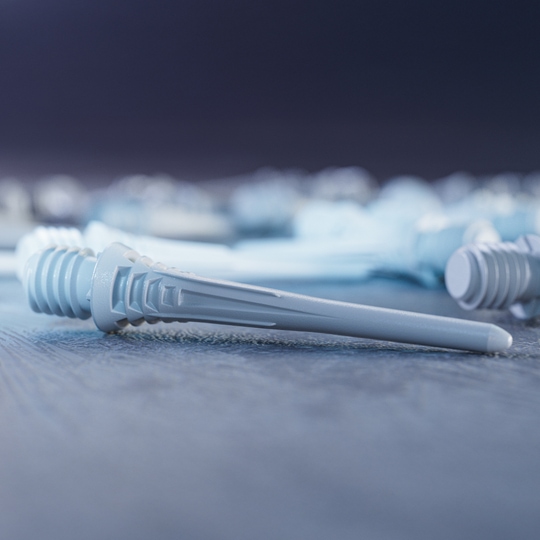 Target Cryo Soft Dart Tips Confezione da 30 - Bianco Target Cryo Softdartspitzen 30er Pack - Weiß ist fotografiert worden. Die Packung enthält mehrere weiße Softdartspitzen.