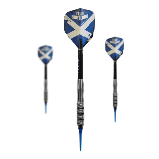 Freccette morbide in ottone McDart Scottish Cross - 18 g Das Bild zeigt McDart Scottish Cross Brass Softdarts mit einem Gewicht von 18g. Die Darts sind für Softdartspieler geeignet.