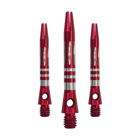 Aste in alluminio con taglio a diamante e anelli - Rosse - 35 mm Das Bild zeigt ein Set der Ringed Diamond Cut Aluminium Shafts - Rot - 35 mm. Mehrere rote Aluminium-Dartschäfte liegen nebeneinander.