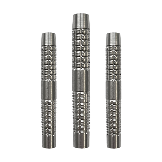 Fusti per freccette morbide McDart SilverGrip - 20 g Das Bild zeigt drei silberne Dart-Barrels der Marke McDart SilverGrip Softdart, jeweils mit einem Gewicht von 20 Gramm. Die Barrels haben eine strukturierte, griffige Oberfläche für besseren Halt.