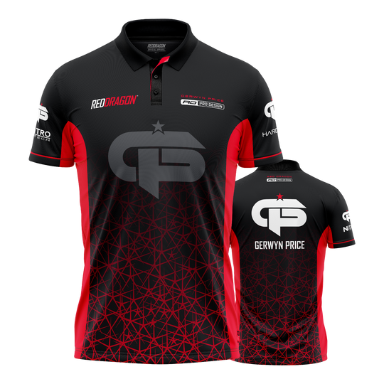 Maglia da freccette polo rossa Tour Gerwyn Price Red Dragon Das Bild zeigt das "Red Dragon Gerwyn Price Red Tour Polo Dartshirt" in Schwarz mit roten Akzenten. Auf der Vorder- und Rückseite sind große weiße Logos und der Name "Gerwyn Price" zu sehen.