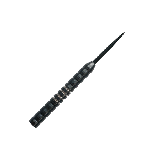 Canne per freccette in acciaio McDart Midnight V1 Das Bild zeigt einen McDart Midnight V1 Steeldart Barrel. Der Barrel ist schwarz mit silbernen Ringen und hat eine strukturierte Oberfläche für besseren Halt.