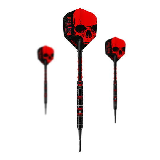 Freccette morbide Heavy Metal di Ryan Searle di Harrow Die Abbildung zeigt die Harrows Ryan Searle Heavy Metal Softdarts. Die Darts sind schwarz-rot gestaltet und haben ein auffälliges Totenkopf-Motiv auf den Flights.