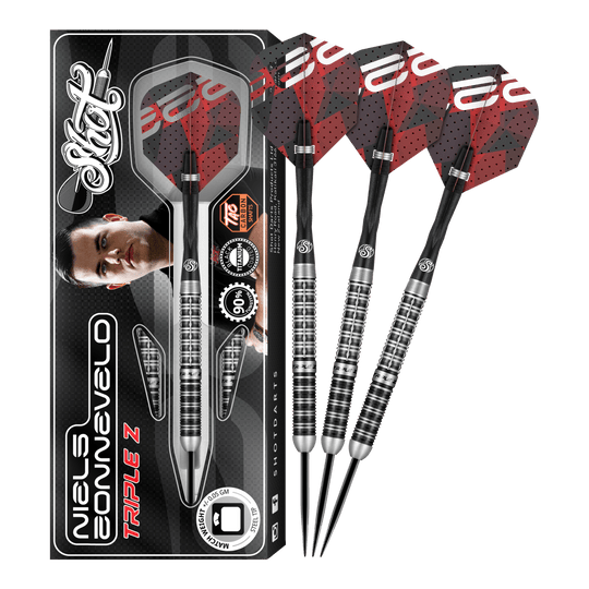 Freccette in acciaio Shot Niels Zonneveld V2 Das Bild zeigt das Produkt "Shot Niels Zonneveld V2 Steeldarts" samt Verpackung und vier Steeldarts. Die Darts haben ein silber-schwarzes Design mit roten Flights.