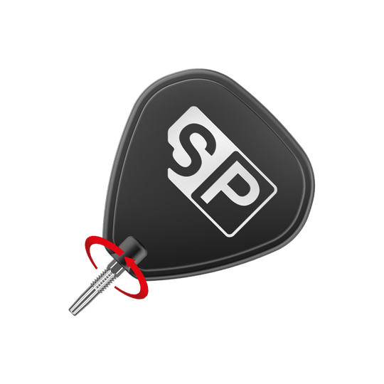 Punte per freccette Target Swiss Point Silver Das Bild zeigt eine silberne Dartspitze, die an einem schwarzen Dartflight mit der Aufschrift "SP" angebracht ist. Ein roter Pfeil deutet darauf hin, dass die Spitze gedreht oder gewechselt werden kann.