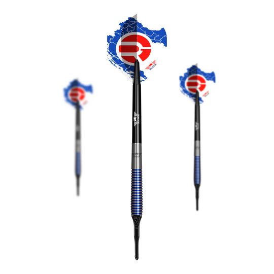 Bulls NL Romeo Grbavac freccette morbide - 19 g Das Bild zeigt drei Softdarts des Modells "Bulls NL Romeo Grbavac 19g". Die Darts haben blaue und silberne Griffe sowie Flights mit einem blau-weißen Muster und rotem Logo.