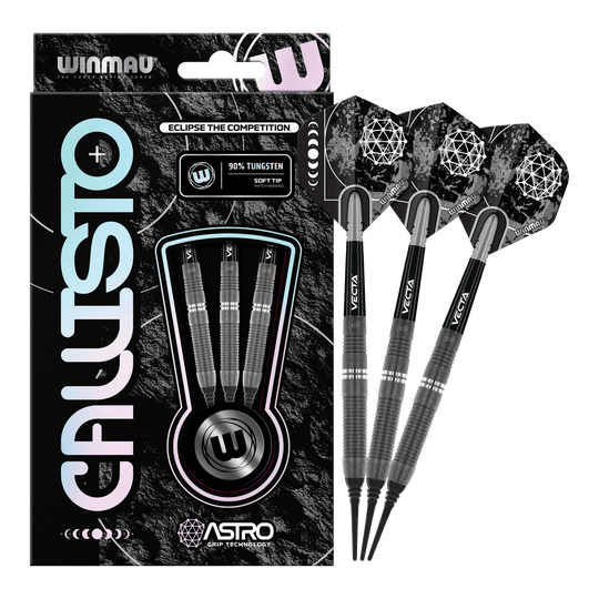 Das Bild zeigt die Winmau Callisto 03 Softdarts mit einem Gewicht von 20g. Die Verpackung enthält drei schwarze Softdarts mit auffälligen Flights und dem Hinweis auf 90% Tungsten.