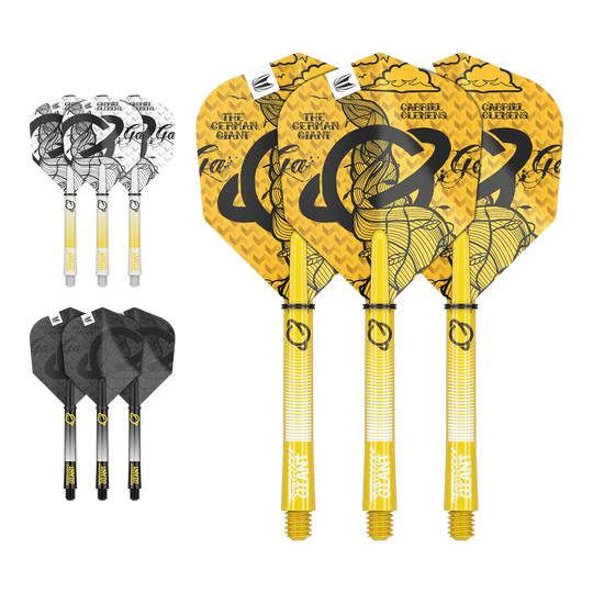 Kit per asta di volo Target Ink Gabriel Clemens Das Bild zeigt drei Sätze Dartflights und -schäfte in verschiedenen Farben und Designs. In der Mitte befindet sich ein gelbes Set mit der Aufschrift "The German Giant" und "Gabriel Clemens".