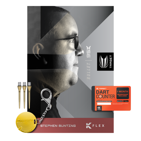 Freccette morbide Target Stephen Bunting 95K - 19 g Das Bild zeigt das Produkt "Target Stephen Bunting 95K Softdarts - 19g" mit Zubehör wie Dartspitzen, Schlüsselanhänger und einer Dart Counter Karte. Im Hintergrund ist ein Porträt von Stephen Bunting zu sehen.