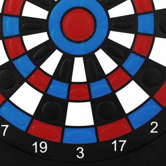 Contatore di freccette XQMax Dublin Das Bild zeigt einen Ausschnitt des XQMax Dublin Dart Counters. Zu sehen ist die bunte Zielscheibe mit den Zahlen und farbigen Segmenten.
