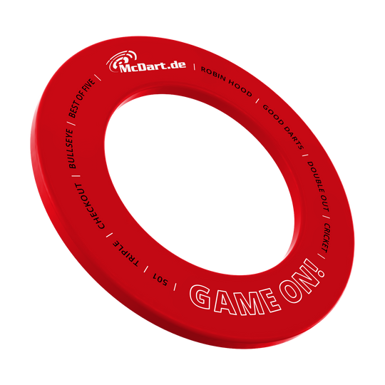 Gioco McDart su Surround Das Bild zeigt eine rote Dartboard-Umrandung. Es handelt sich um die McDart Game On Dartboard Surround 2025 in Rot.
