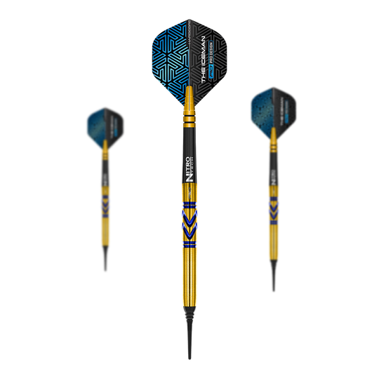 Freccette morbide Red Dragon Gerwyn Price Avalanche Gold - 20g Das Bild zeigt die "Red Dragon Gerwyn Price Avalanche Gold Softdarts - 20g". Die Darts haben einen goldenen Schaft mit blauen Akzenten und schwarze Flights mit blauem Muster.