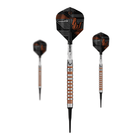 Freccette morbide Luke Woodhouse Series 2 di Harrow - 18 g Das Bild zeigt die Harrows Luke Woodhouse Series 2 Softdarts mit einem Gewicht von 18g. Die Darts haben ein silbernes Barrel mit orangenen Akzenten und schwarzen Flights.