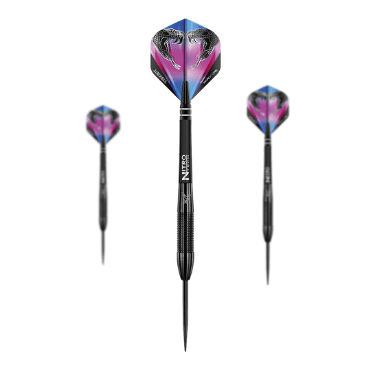 Red Dragon Peter Wright Snakebite 3 freccette d'acciaio nere Auf dem Bild sind drei schwarze Steeldarts der Marke "Red Dragon Peter Wright Snakebite 3" zu sehen. Die Flights zeigen ein buntes Design mit zwei Schlangenköpfen.