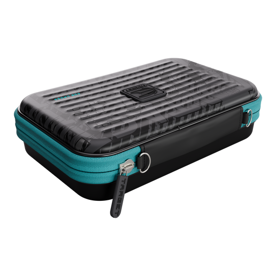 Custodia per freccette Rob Cross della serie Ghost Takoma XL Hier ist das Takoma XL Ghost Series Rob Cross Dartcase abgebildet. Die robuste Darttasche bietet viel Platz für Darts und Zubehör.